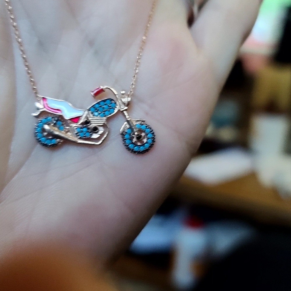COPY - Turquoise & Onyx enamel sterling & rose gold Motorcycle necklace 18" - Picture 9 of 9